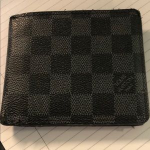 Louis Vuitton Men’s Wallet
